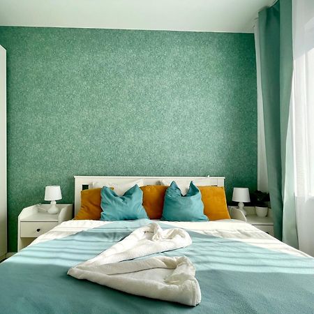 Margaret Apartment Next To The Lukacs Spa With Panorama Danube Boedapest Buitenkant foto