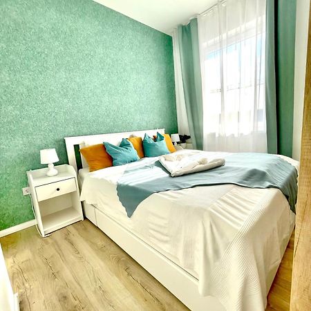 Margaret Apartment Next To The Lukacs Spa With Panorama Danube Boedapest Buitenkant foto