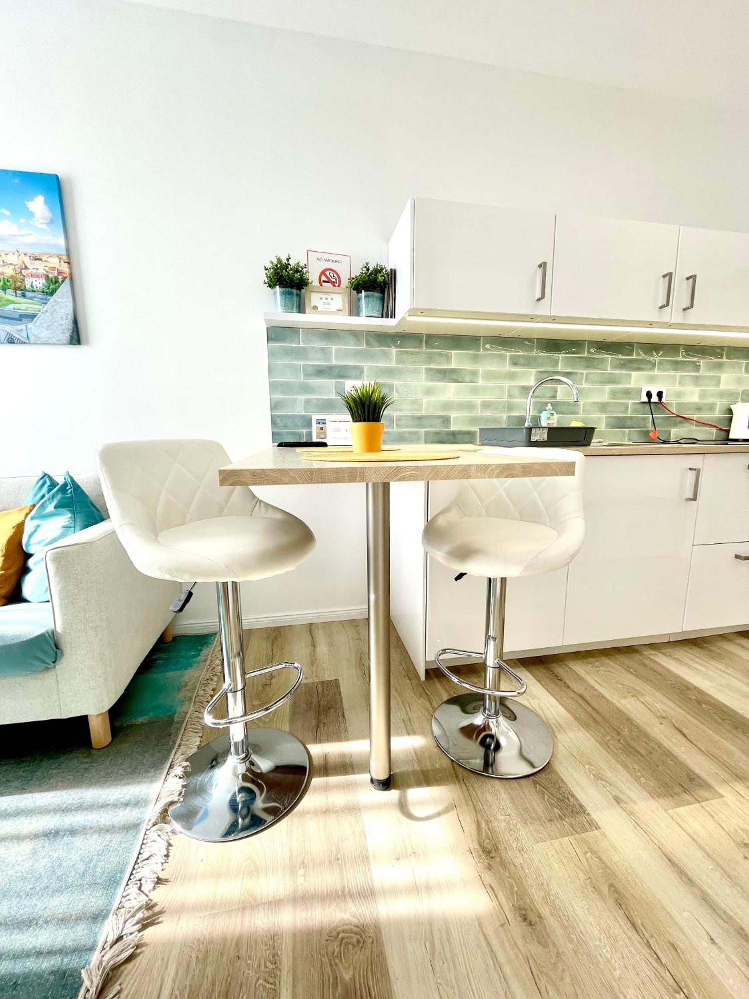 Margaret Apartment Next To The Lukacs Spa With Panorama Danube Boedapest Buitenkant foto