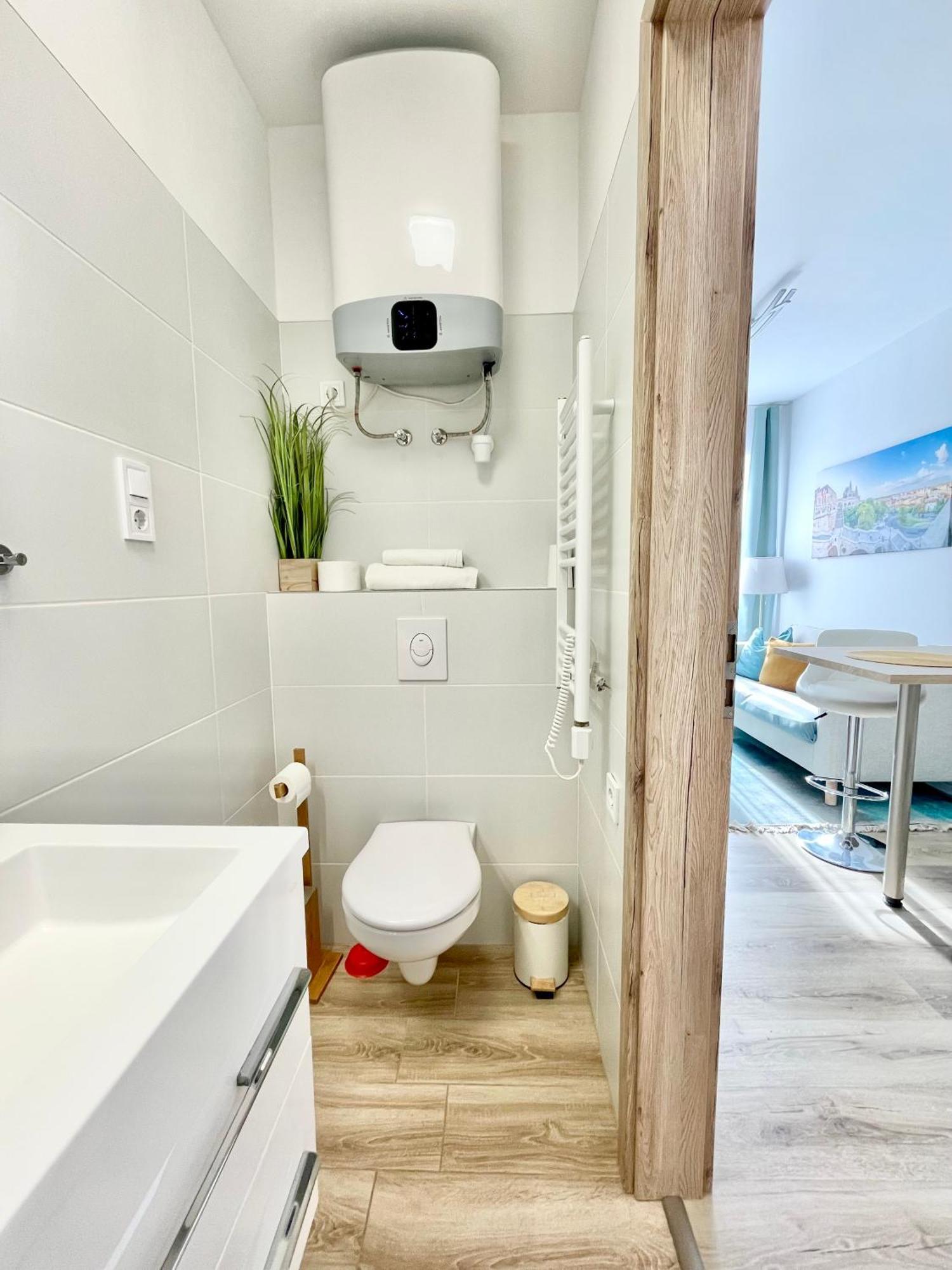 Margaret Apartment Next To The Lukacs Spa With Panorama Danube Boedapest Buitenkant foto