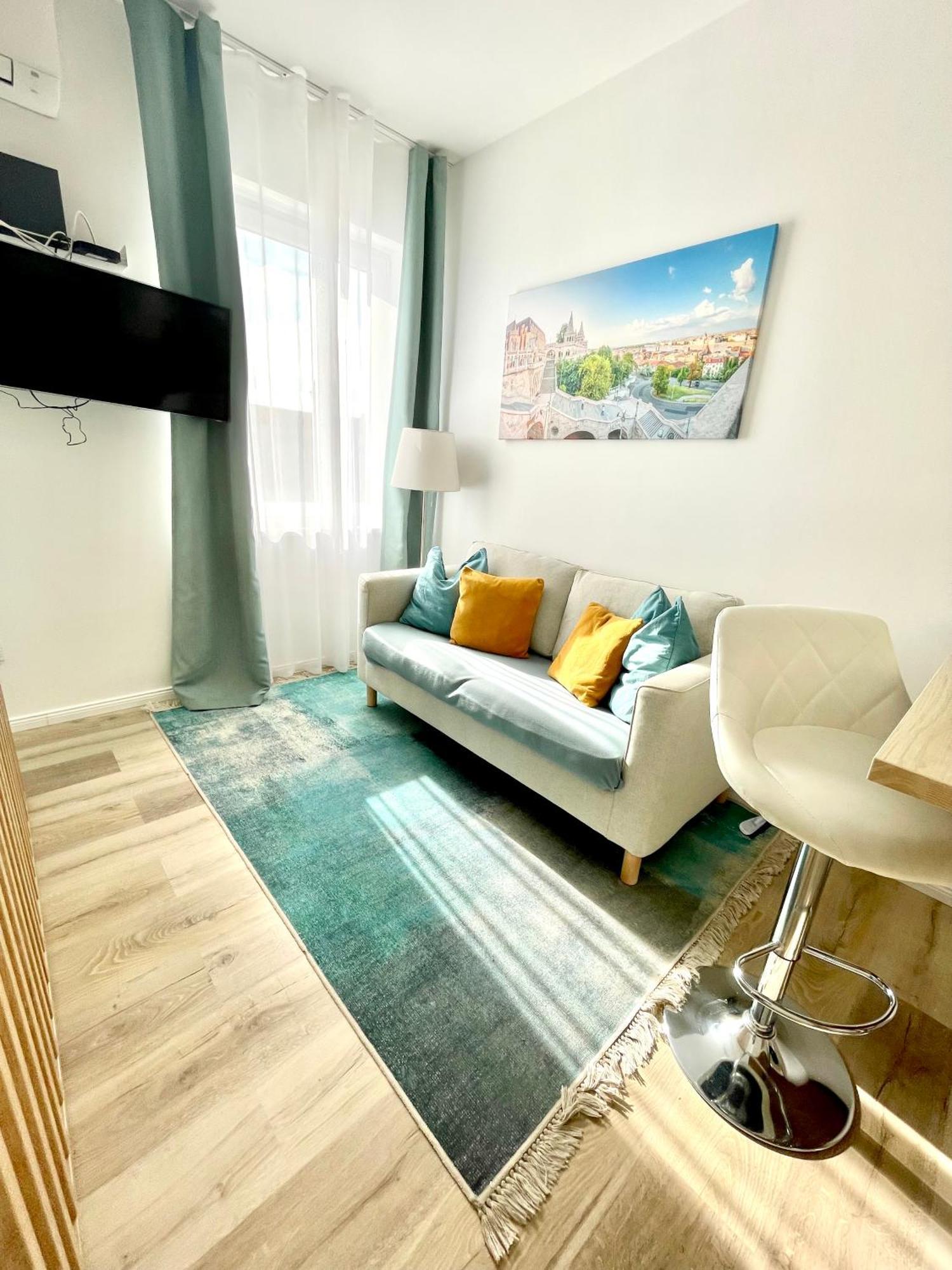Margaret Apartment Next To The Lukacs Spa With Panorama Danube Boedapest Buitenkant foto
